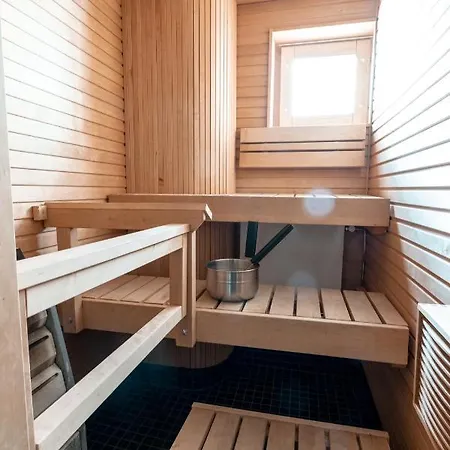 Daire 2ndhomes Stylish 1br With Balcony And Sauna In Kamppi Center